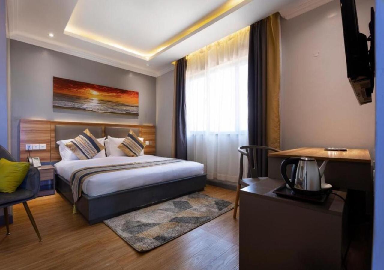 Raha Suites - Westlands ไนโรบี ภายนอก รูปภาพ